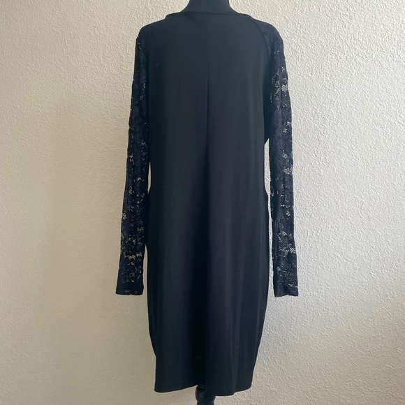 H&M • Black Lace Sheer Long Sleeves Zippered Back Keyhole Midi Evening Dress - Picture 4 of 13